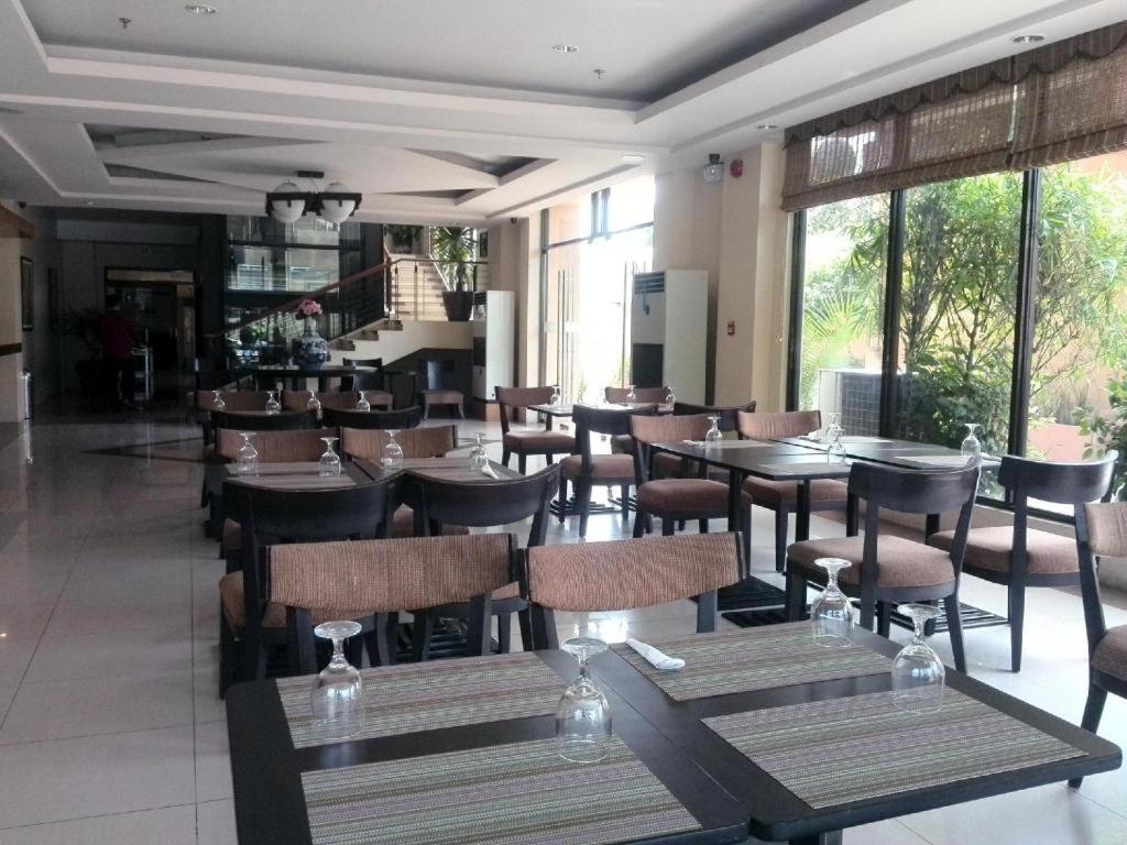 Hotel Ariana Bauang Exterior foto